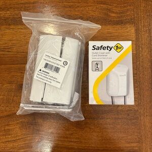 NEW Outlet Covers, Childproofing Outlet Covers, White/Cream